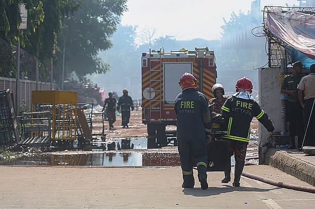 শাহজালাল আন্তর্জাতিক বিমানবন্দরে কার্গো ভিলেজে ১৮ অক্টোবর আগুন লেগেছিল, ৩৭ ঘণ্টার চেষ্টায় তা নেভানো হয়