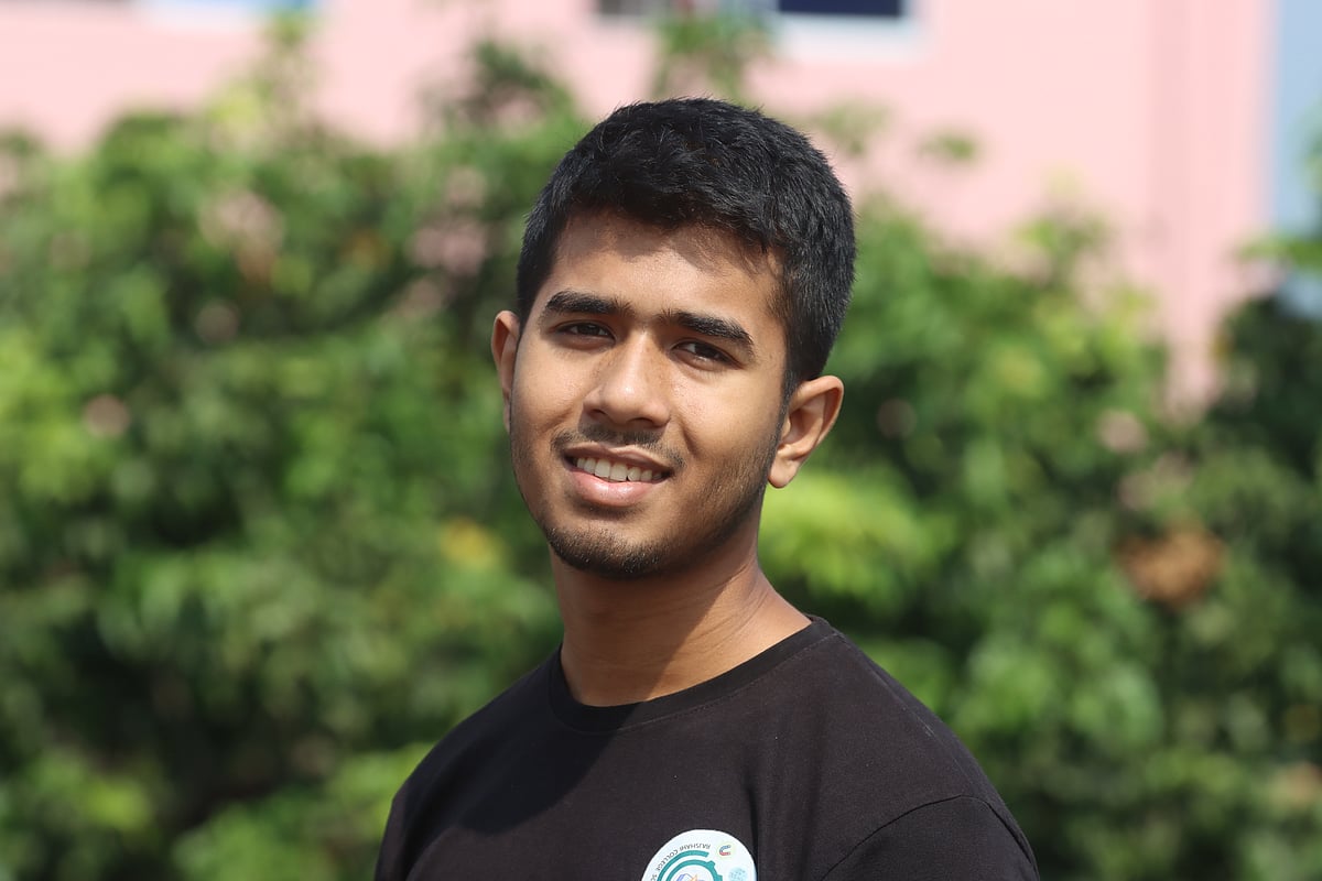 রাজশাহী কলেজ থেকে এবার উচ্চমাধ্যমিক পরীক্ষায়ও সব বিষয়ে জিপিএ–৫ পেয়েছেন ইফতেখার আহমেদ