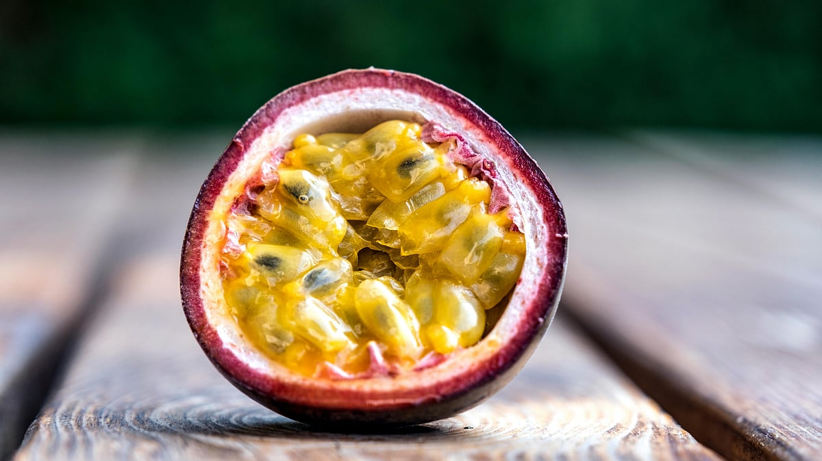 প্যাশন ফলে থাকা প্রতিটি উপাদানই সুস্থতার জন্য অপরিহার্য