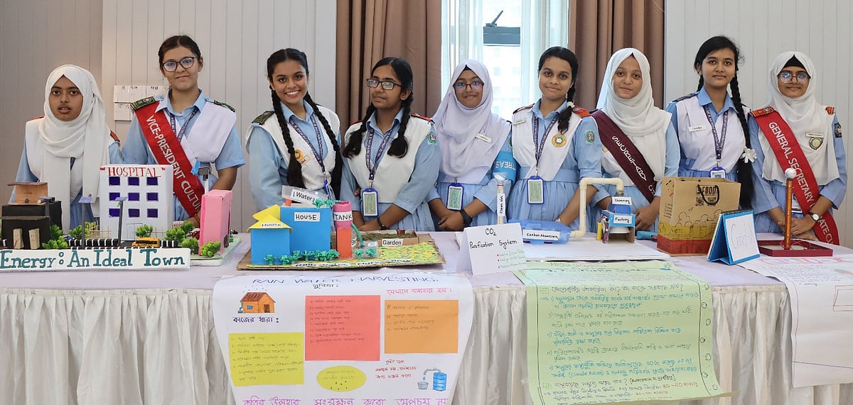 ঢাকা ক্যান্টনমেন্ট গার্লস স্কুল অ্যান্ড কলেজে বাংলা মাধ্যম-নার্সারি ও ইংলিশ ভার্সন-নার্সারিতে শিক্ষার্থী ভর্তি নেওয়া হবে