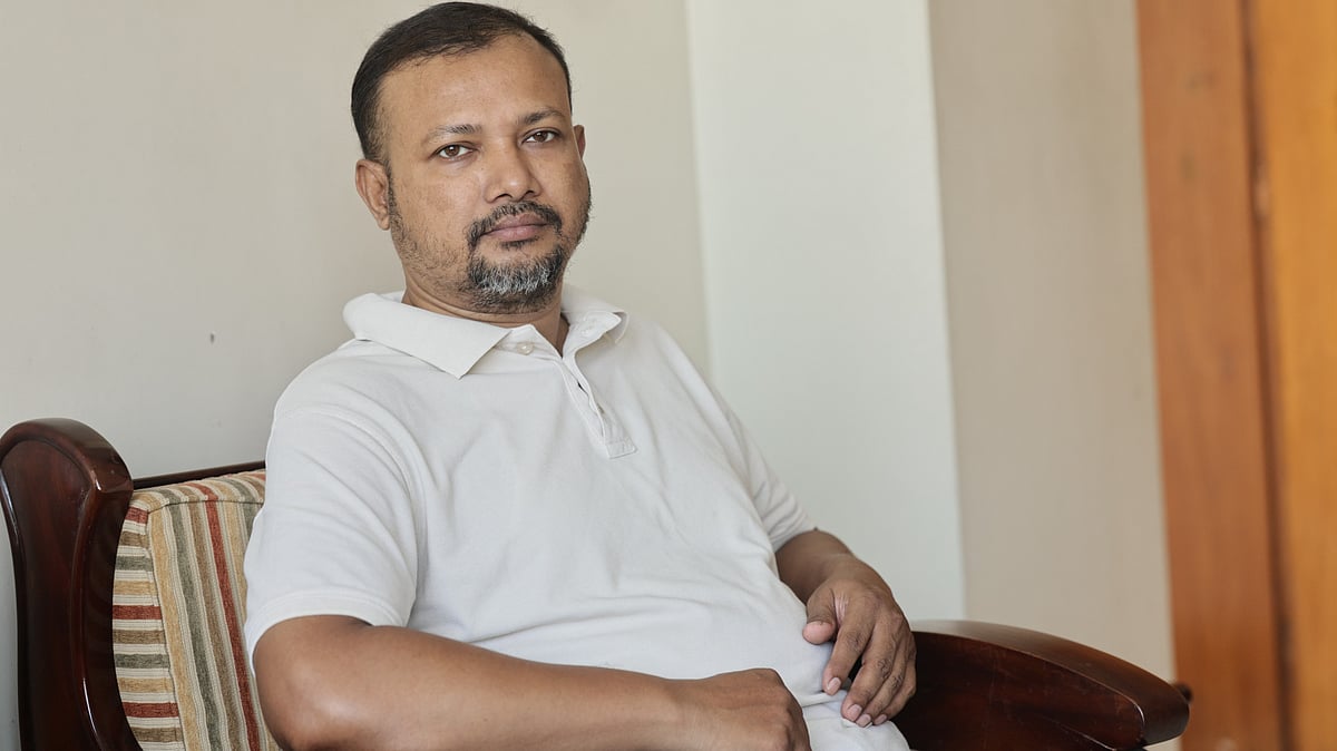 স্ট্রোক হয়েছিল শাহরিয়ার কবীরের। দ্রুত চিকিৎসায় এখন সুস্থ আছেন