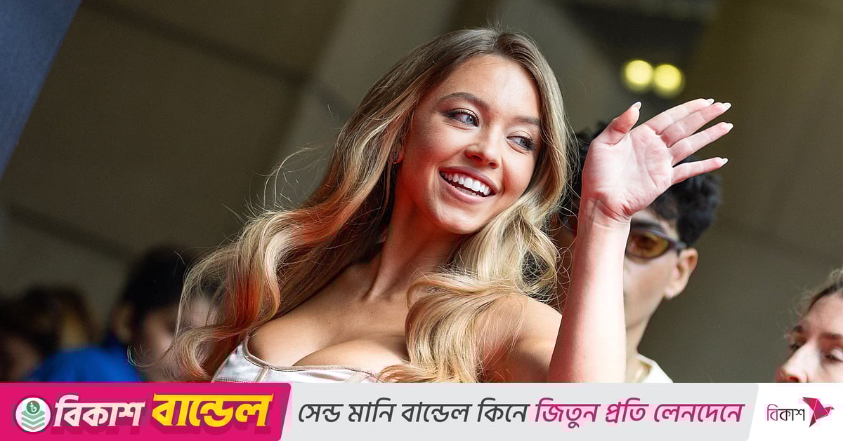 Bar kursida jinsiy aloqa porno onlayn Men qarshilik qila olmadim va devor yaqinidagi koridorda qoshnimni sikdim.