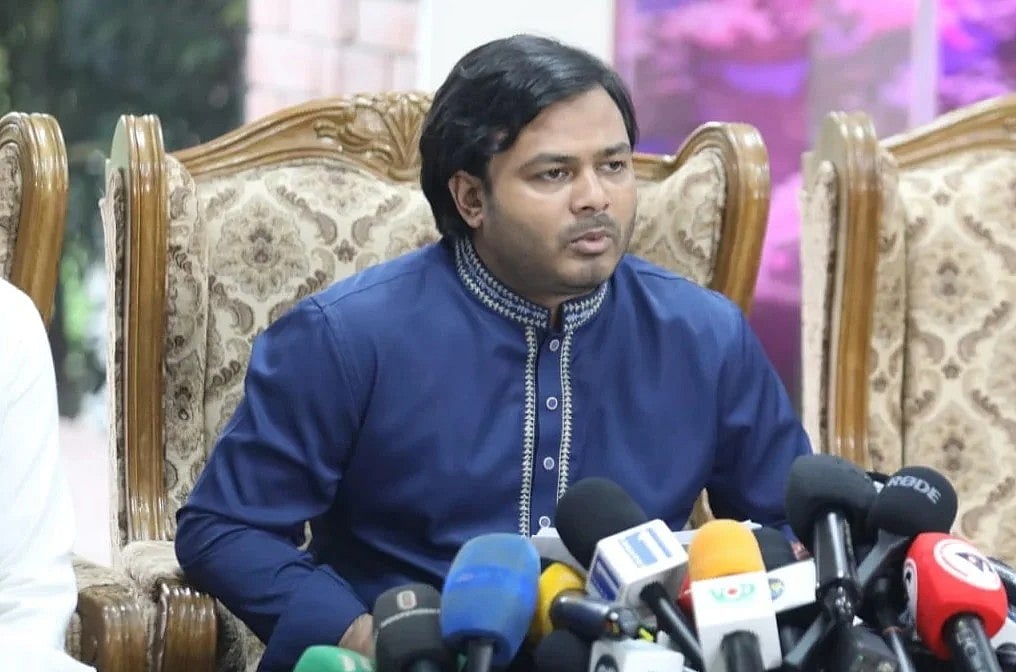 জাতীয় নাগরিক পার্টির (এনসিপি) জ্যেষ্ঠ যুগ্ম আহ্বায়ক আরিফুল ইসলাম আদীব