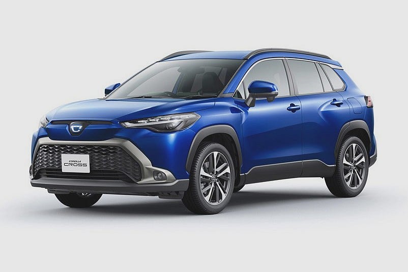 টয়োটা ব্র্যান্ডের করোলা ক্রস মডেলের গাড়ি