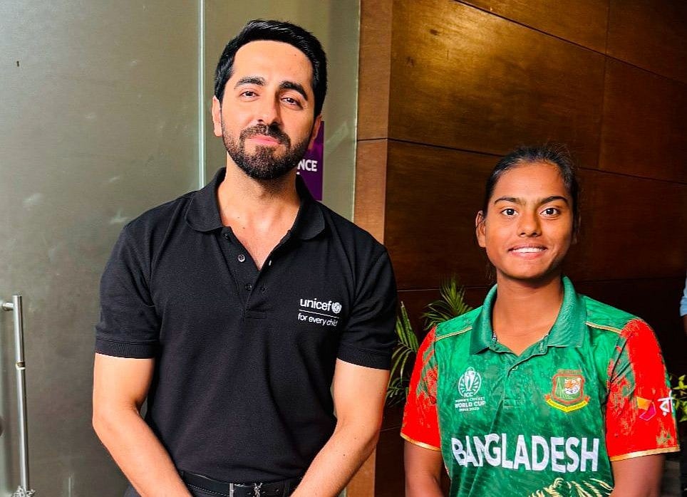 আয়ুষ্মানের সঙ্গে ক্রিকেটার মারুফা