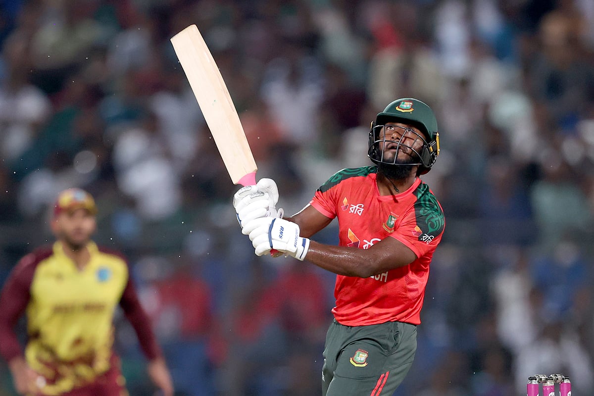 আবারও ব্যর্থ বাংলাদেশের মিডল অর্ডার। রান পাচ্ছেন না জাকের আলী