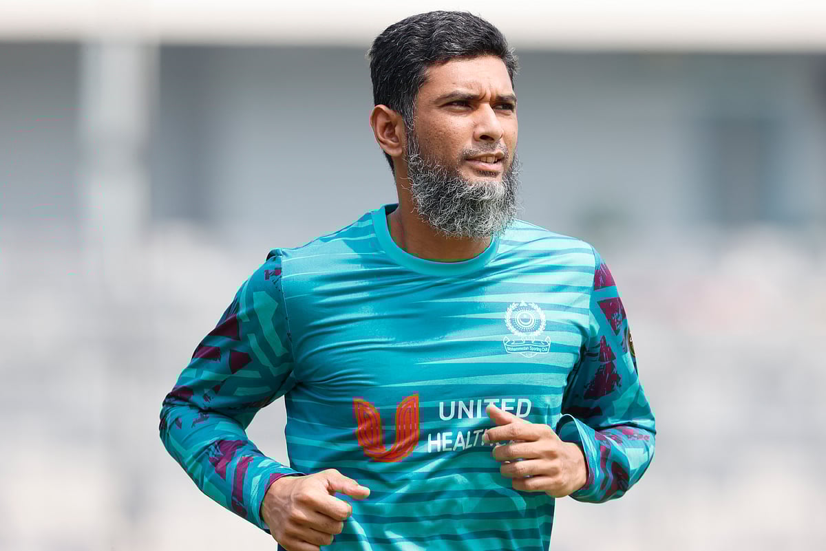 Porno va boshqa hamma narsa Podyumdan ichki kiyimdagi etuk ayollar