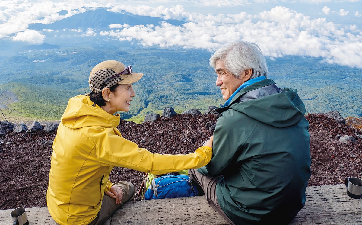 উদ্বোধনী চলচ্চিত্র ক্লাইম্বিং ফর লাইফ–এর দৃশ্য