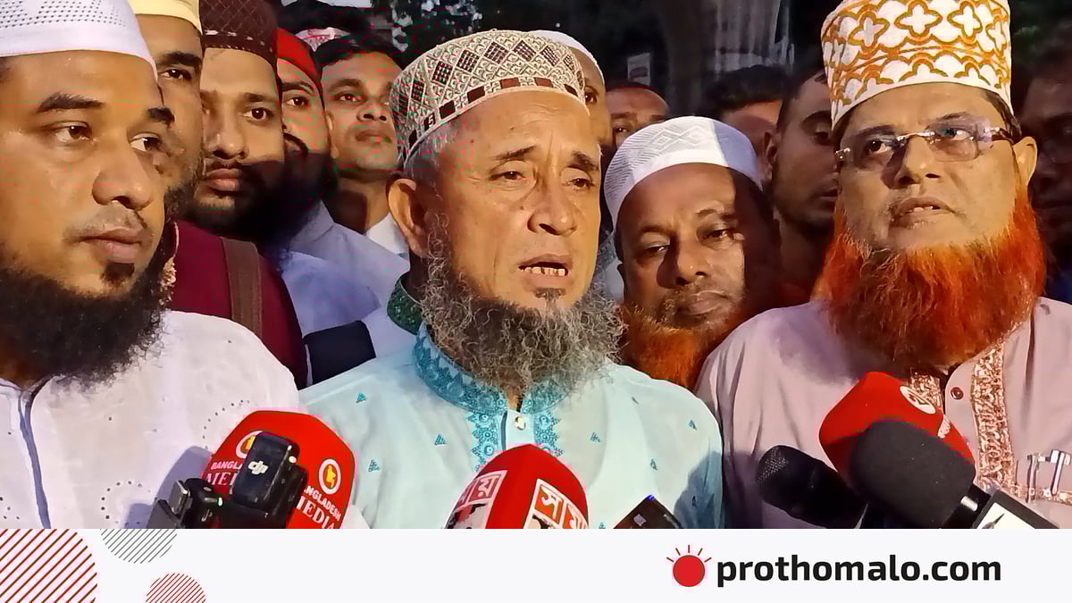 Opa va dugonasi ruscha ukasini sorishadi Eshagida tiqin bilan lezbiyen