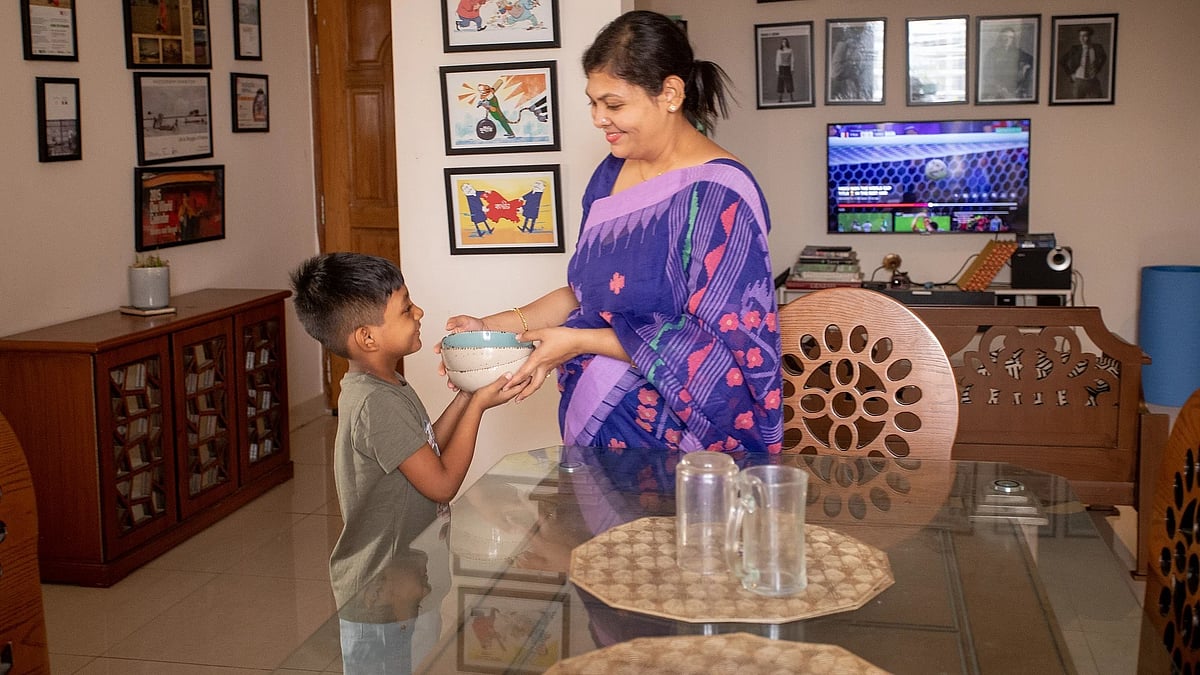 ছোট বয়স থেকেই ছেলেকে ঘরের কাজের সঙ্গে পরিচিত করাতে হবে