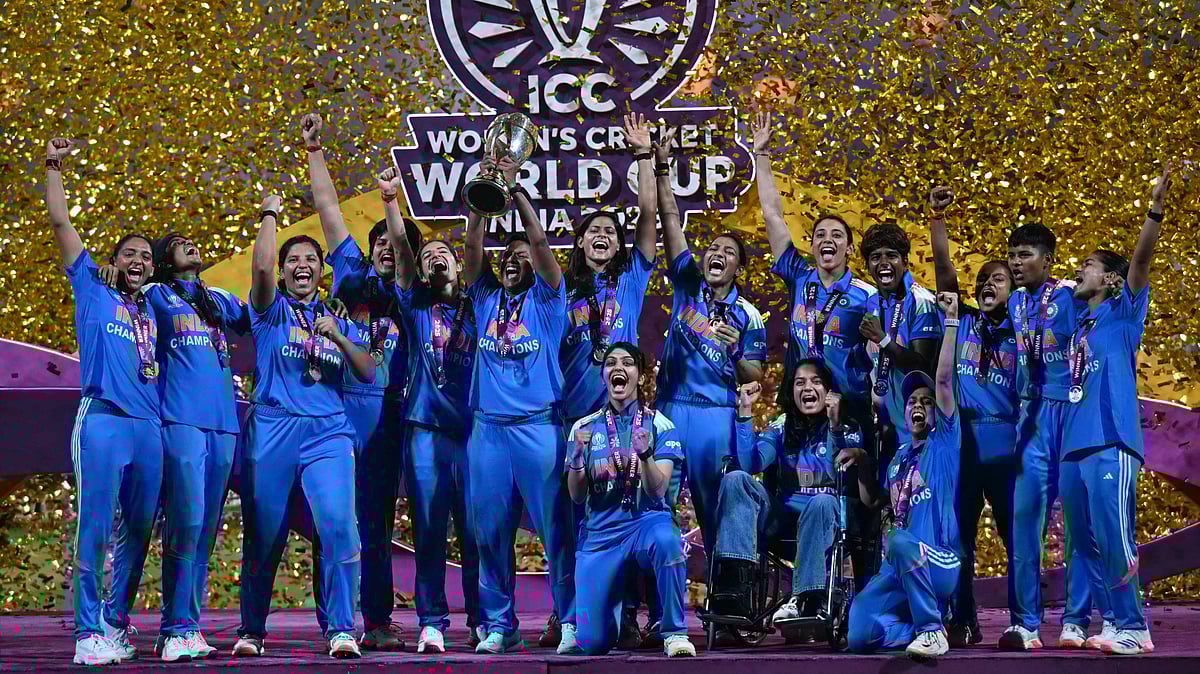 বিশ্বকাপজয়ী ভারত নারী ক্রিকেট দল