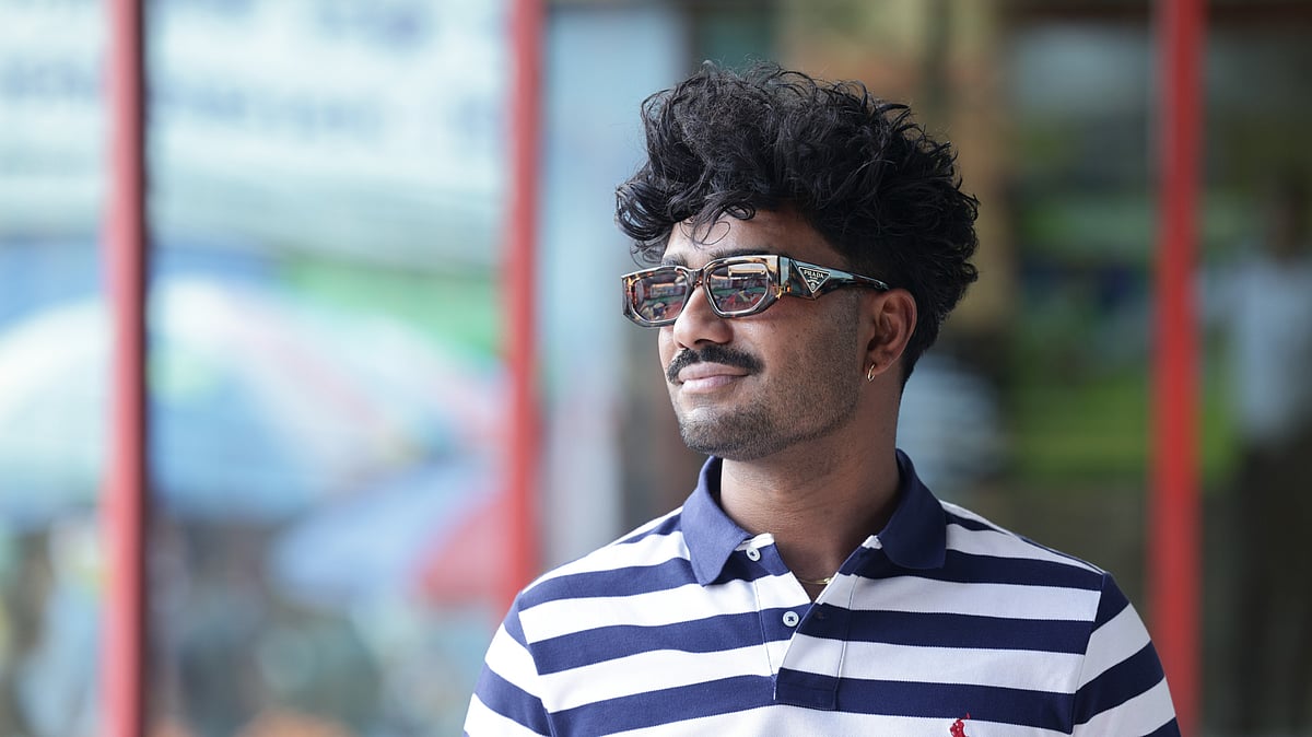 মুজা দারুণ জনপ্রিয়তা পেয়েছেন ‘নয়া দামান’ গানটি দিয়ে