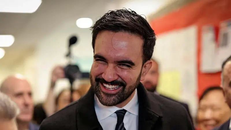 Porno qiz bir yigitni uyiga olib keldi