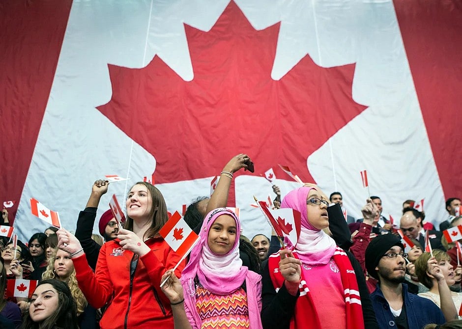 কানাডায় আবেদন করতে ডকুমেন্টগুলো যথাযথ হতে হবে