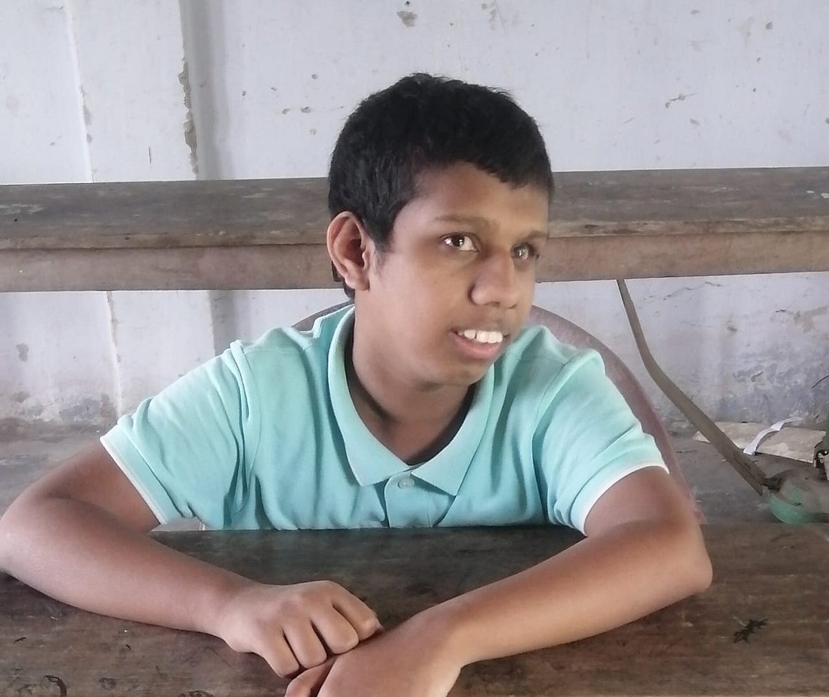 রাজশাহীর বাগমারায় দৃষ্টিপ্রতিবন্ধী পরীক্ষার্থী তাওসিফ রহমান রিহান শ্রুতলেখক নেওয়ার অনুমতি না পাওয়ায় পরীক্ষা দিতে পারেনি