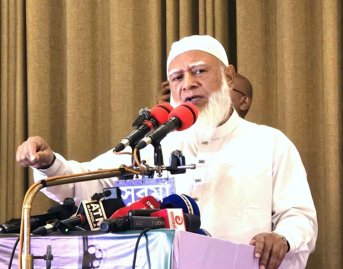 সিলেটে গতকাল বৃহস্পতিবার রাতে জামায়াতের সুধী সমাবেশে প্রধান অতিথির বক্তব্য দেন দলটির আমির শফিকুর রহমান