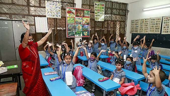 শিক্ষাক্রম বা পাঠ্যক্রমে যা–ই থাকুক না কেন, তার বাস্তবায়ন আরও অনেক কিছুর ওপর নির্ভর করে।