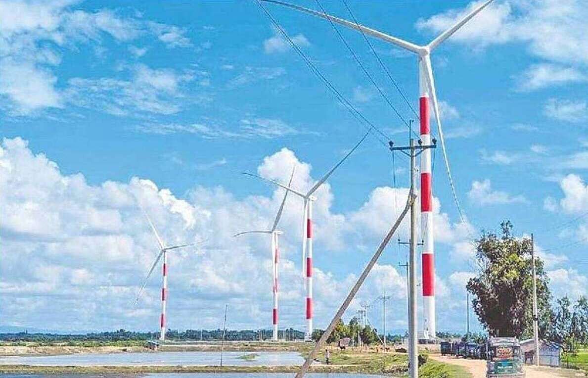 কক্সবাজার সদর উপজেলার খুরুশকুল বায়ুবিদ্যুৎ প্রকল্প। সম্প্রতি তোলা
