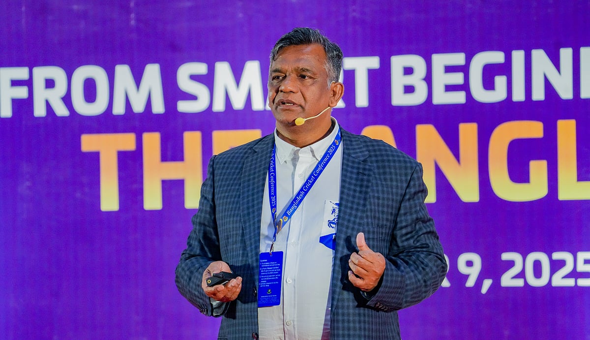 বাংলাদেশ ক্রিকেট কনফারেন্স অনুষ্ঠানে বিসিবি সভাপতি আমিনুল ইসলাম