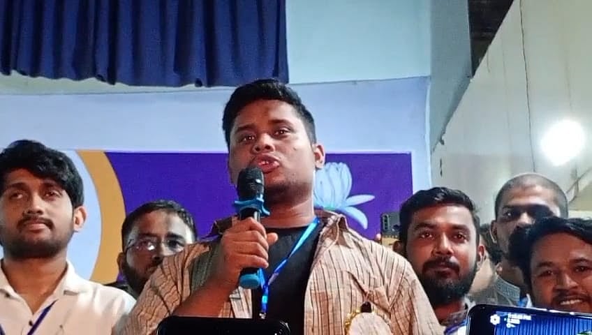 এনসিপির চাঁদপুর জেলার সমন্বয় সভায় প্রধান অতিথি ছিলেন দলের দক্ষিণাঞ্চলের মুখ্য সংগঠক হাসনাত আবদুল্লাহ। সোমবার (১০ নভেম্বর) রাতে চাঁদপুর জেলা শিল্পকলা একাডেমি মিলনায়তনে