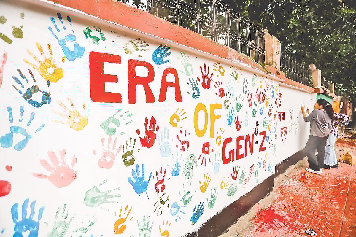 জুলাই গণ–অভ্যুত্থানের মধ্য দিয়ে সামনে এসেছে নানা মত ও চিন্তার নতুন আলোচনা। পলাশী, ঢাকা। ১১ আগস্ট ২০২৪