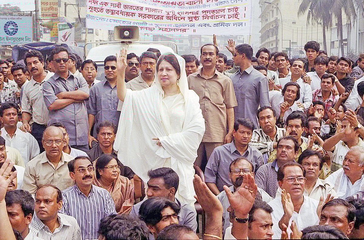 বিএনপি চেয়ারপারসন বেগম খালেদা জিয়া ১৯৯১ থেকে ২০০৮ সাল পর্যন্ত যতগুলো আসনে প্রতিদ্বন্দ্বিতা করেছেন, সব কটিতেই বিপুল ভোটে জিতেছেন