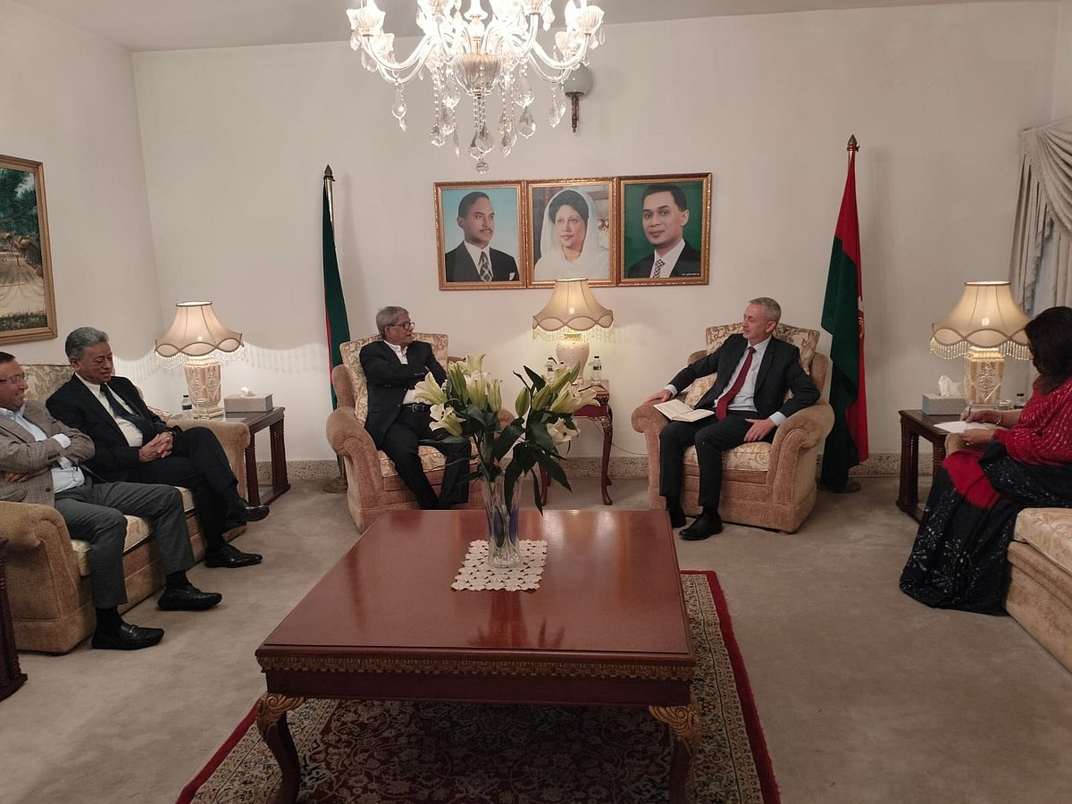 বিএনপির প্রতিনিধিদলের সঙ্গে ঢাকায় নিযুক্ত ইউরোপীয় ইউনিয়নের (ইইউ) রাষ্ট্রদূত মাইকেল মিলার সাক্ষাৎ করেছেন