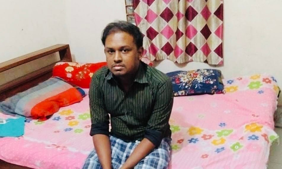 মাদারীপুরের একটি আবাসিক হোটেলের কক্ষ থেকে নাইম রহমানকে উদ্ধার করা হয়। গতকাল মঙ্গলবার রাতে শহরের পুরান বাজার এলাকায়