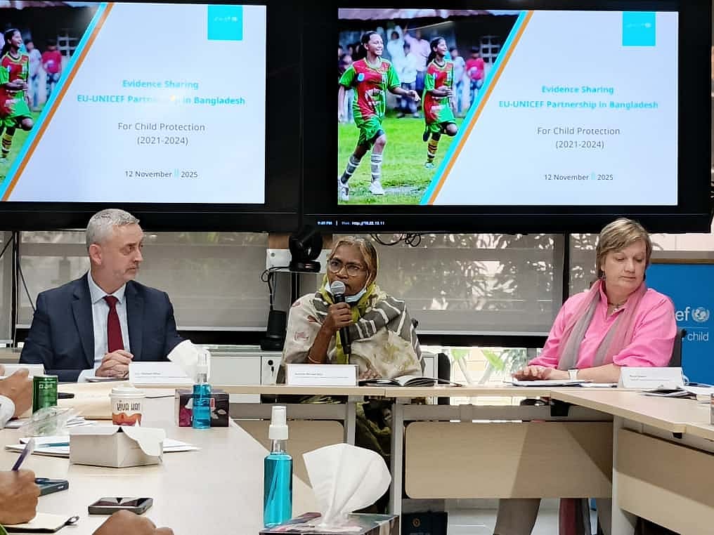 রাজধানীর ইউনিসেফ হাউসে সংবাদ সম্মেলনে ‘স্পোর্টস ফর ডেভেলপমেন্ট’ উদ্যোগের বিষয়ে জানানো হয়। ১২ নভেম্বর ২০২৫