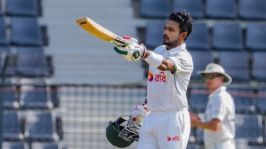 সেঞ্চুরির পর নাজমুল হোসেন