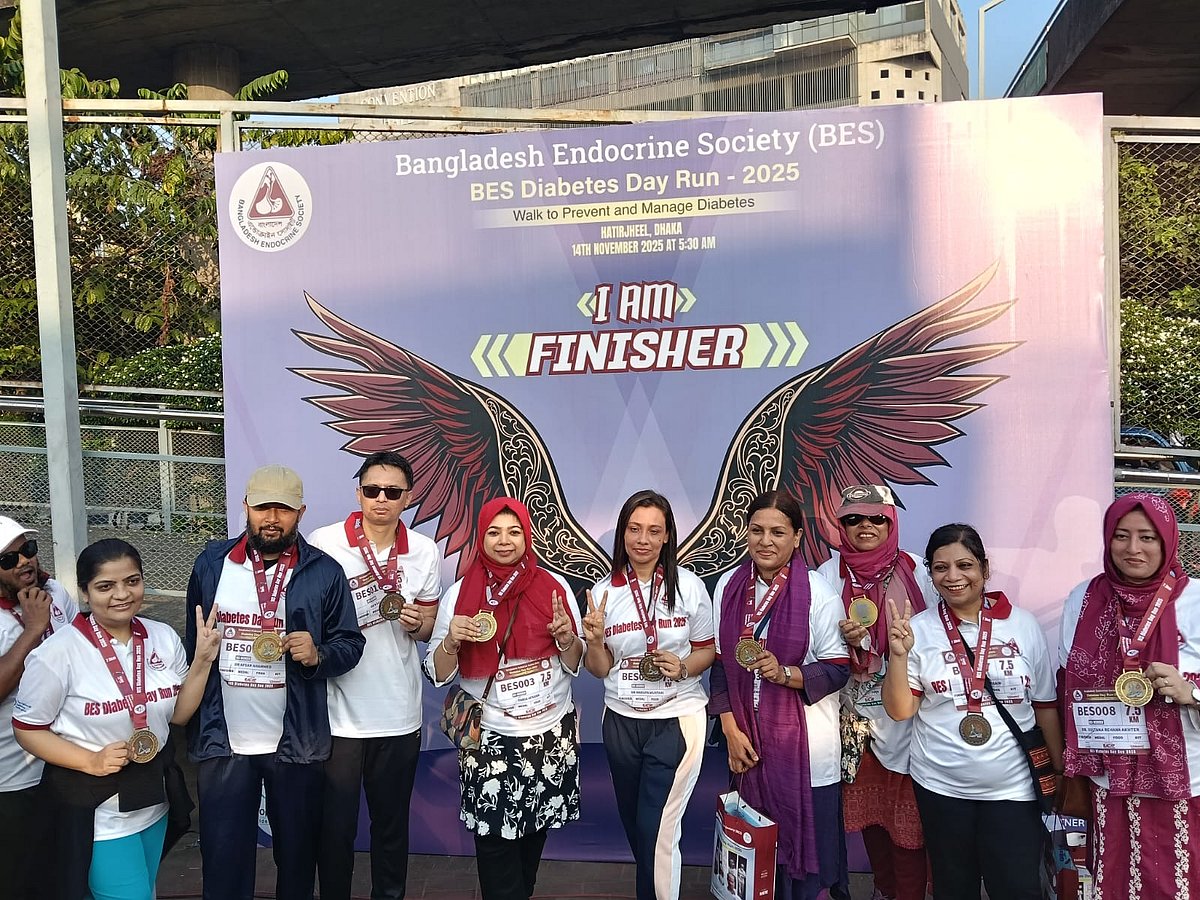 বিশ্ব ডায়াবেটিস দিবসে ১৪ নভেম্বর বাংলাদেশ এন্ডোক্রাইন সোসাইটির উদ্যোগে রাজধানীর হাতিরঝিলে সাড়ে সাত কিলোমিটার ম্যারাথনের আয়োজন করা হয়