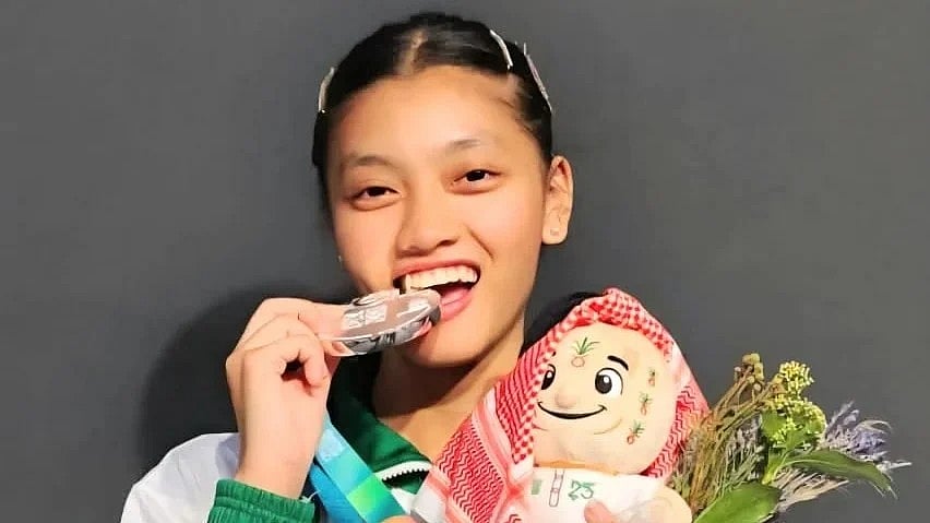 ইসলামিক সলিডারিটি গেমসে ১৮ বছর বয়সী খই খই সাই মারমার পদক জয়