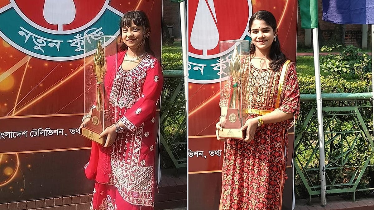 প্রেয়সী চক্রবর্তী ও শুভমিতা তালুকদার