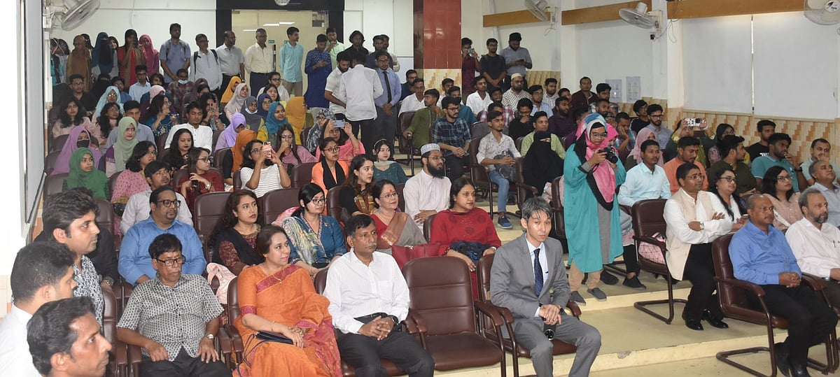 ঢাকা বিশ্ববিদ্যালয়ের আধুনিক ভাষা ইনস্টিটিউটে ২০২৪-২০২৫ শিক্ষাবর্ষে ১৪টি ভাষা কোর্সে ভর্তির প্রক্রিয়া শুরু হয়েছে