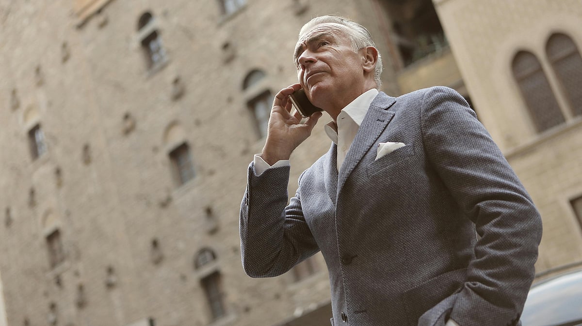 এমন কিছু বৈশিষ্ট্য আছে, যা থেকে আপনি অনুমান করতে পারবেন যে আপনার সামনের মানুষটি ধনী