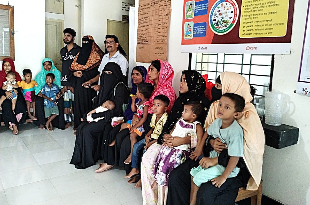 পটুয়াখালীর গলাচিপা উপজেলার বকুলবাড়ি ইউনিয়ন স্বাস্থ্য ও পরিবার কল্যাণ কেন্দ্রটি এখন প্রসূতি ও নবজাতকের সেবায় গুরুত্বপূর্ণ ভূমিকা রাখছে। এখানে গত কয়েক বছরে বেড়েছে স্বাভাবিক প্রসবের হার