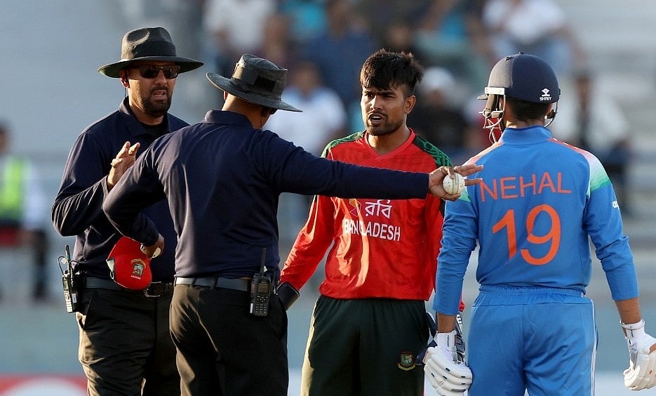 ভারতকে সুপার ওভারে হারিয়ে ফাইনালে উঠেছে বাংলাদেশ