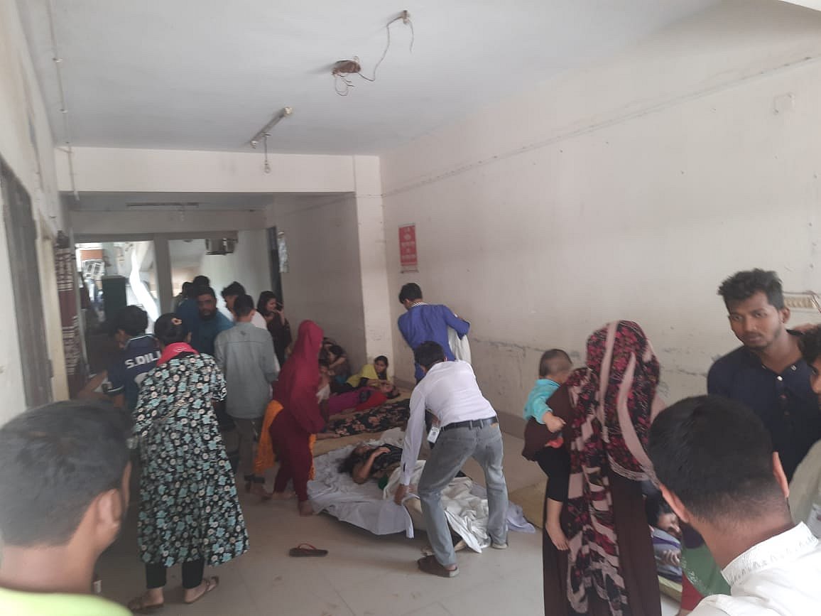আহত শ্রমিকদের মধ্যে অধিকাংশ শ্রীপুর উপজেলা স্বাস্থ্য কমপ্লেক্সে ভর্তি আছেন। আজ সকালে তোলা