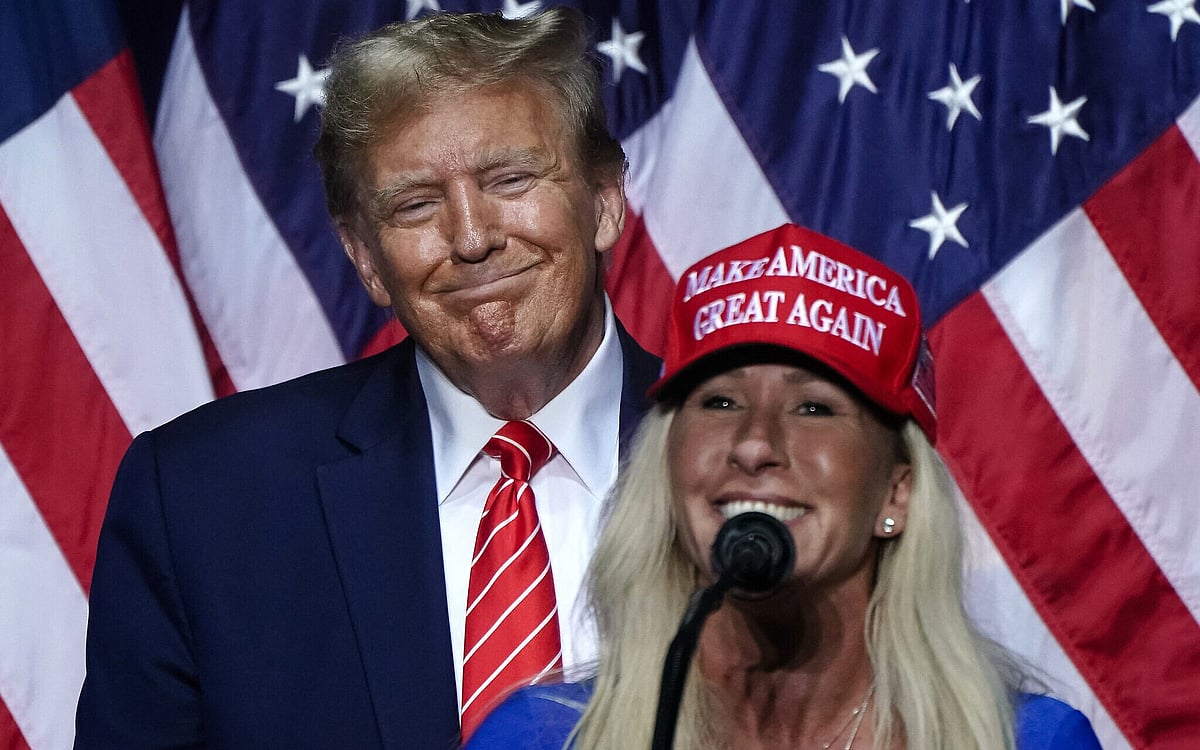 নির্বাচনী প্রচার চলাকালে ডোনাল্ড ট্রাম্প ও মারজোরি টেলর গ্রিন। ৯ মার্চ, ২০২৪