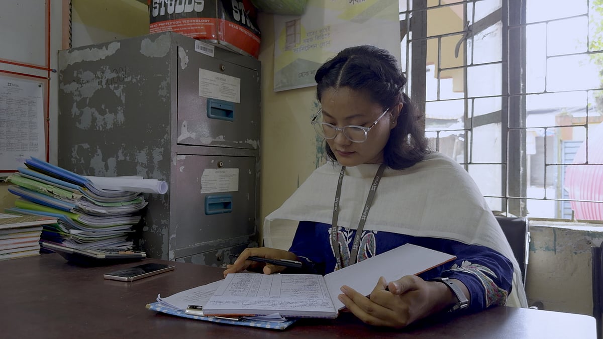 শৈশবের ভয়াবহ স্মৃতিই রিশা তাড়ি ঘাগরাকে অনুপ্রাণিত ও উৎসাহিত করেছে শিক্ষার্থীদের মাসিক–ব্যবস্থাপনা নিয়ে কাজ করার