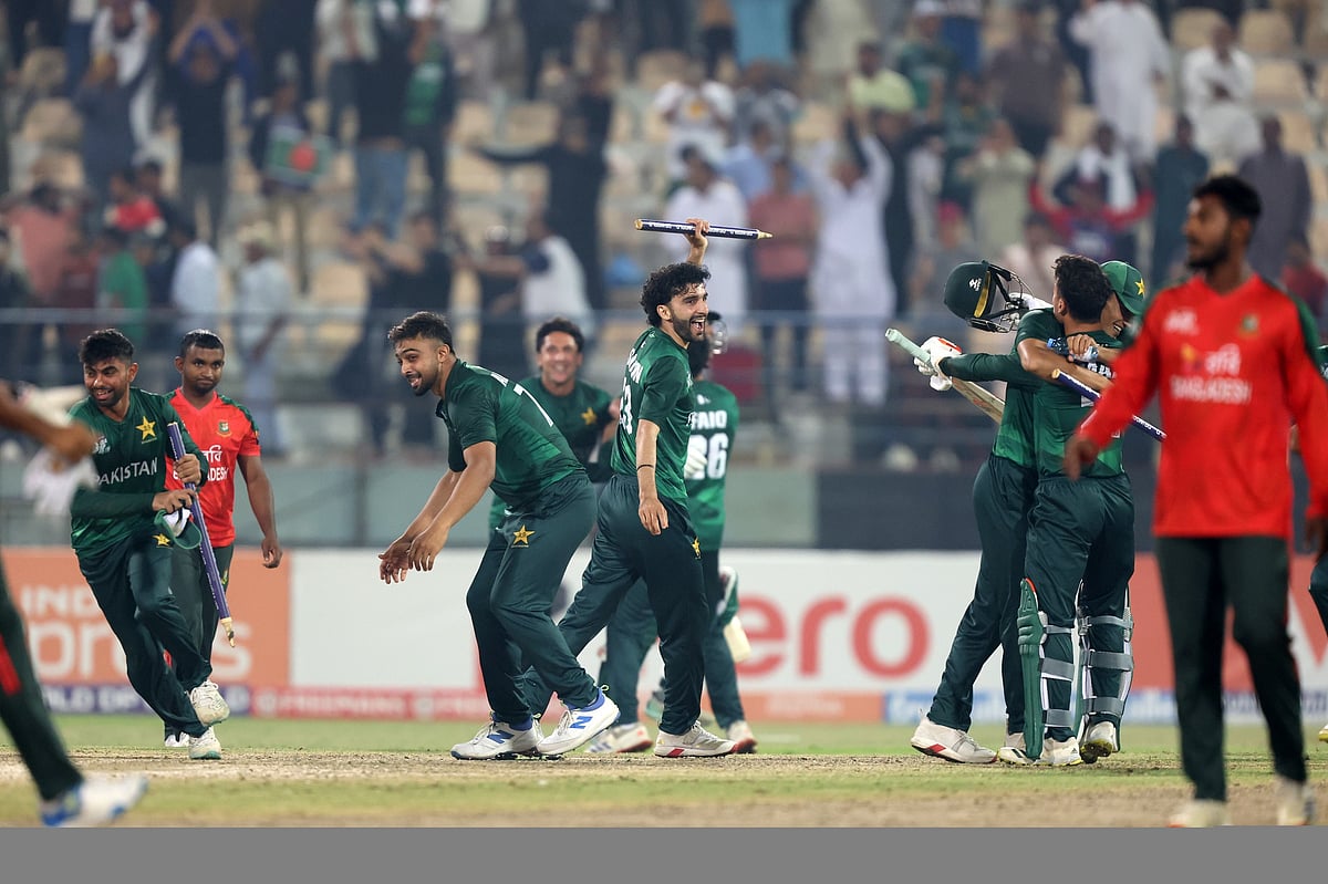 বাংলাদেশ ‘এ’ দলকে হারিয়ে এশিয়ান কাপ রাইজিং স্টারসে চ্যাম্পিয়ন হওয়ার পর পাকিস্তান শাহিনসের উল্লাস