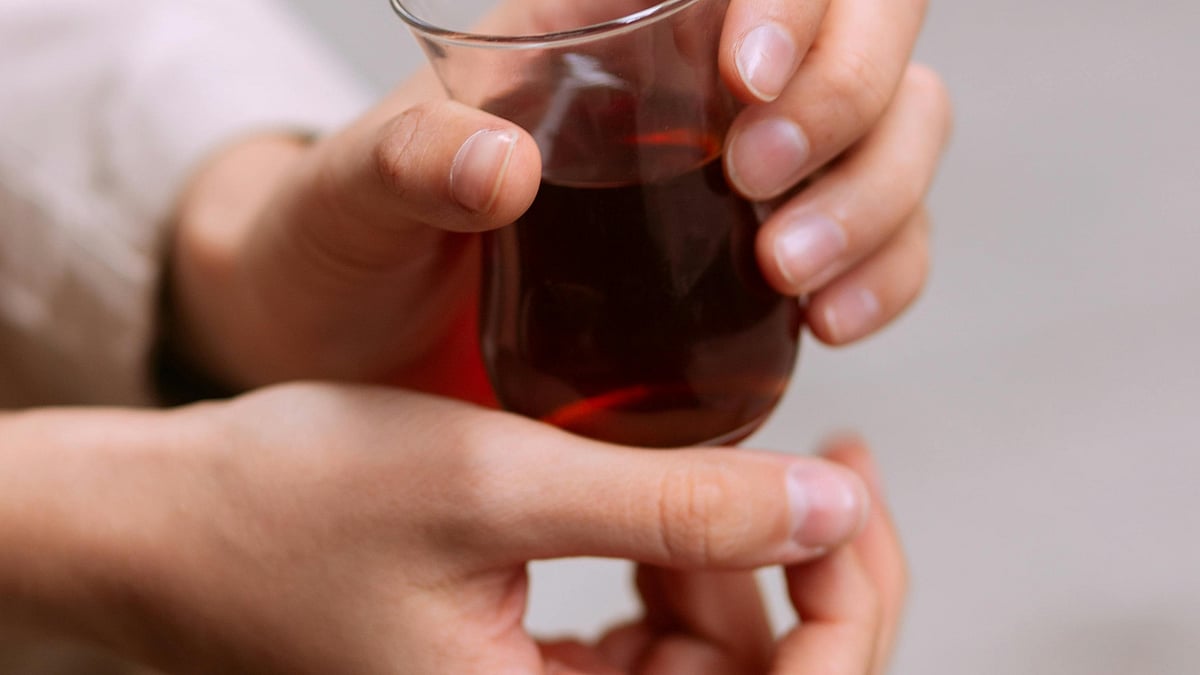 এমনিতে হঠাৎ হঠাৎ হাত-পা ঠান্ডা হয়ে আসা কিংবা সব সময় ঠান্ডা অনুভূত হওয়া শরীরের ভেতরের কিছু পরিবর্তন বা রোগের ইঙ্গিতও হতে পারে