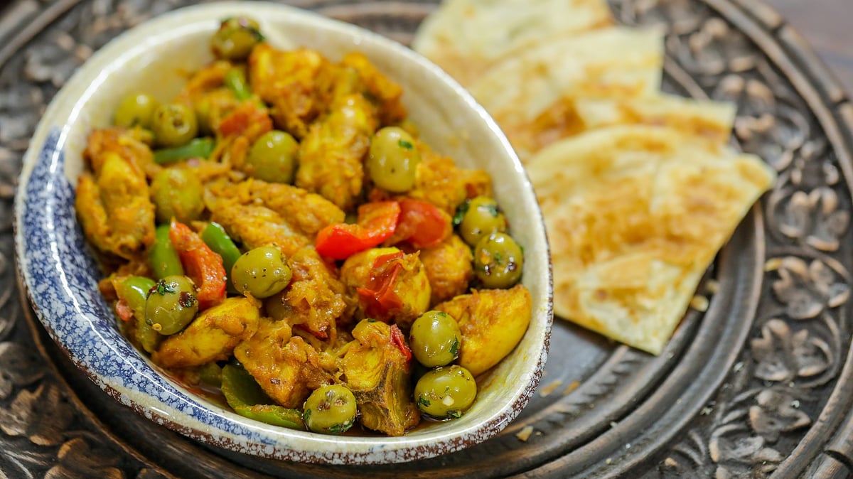 অলিভ দিয়ে মুরগি রান্নার রেসিপি