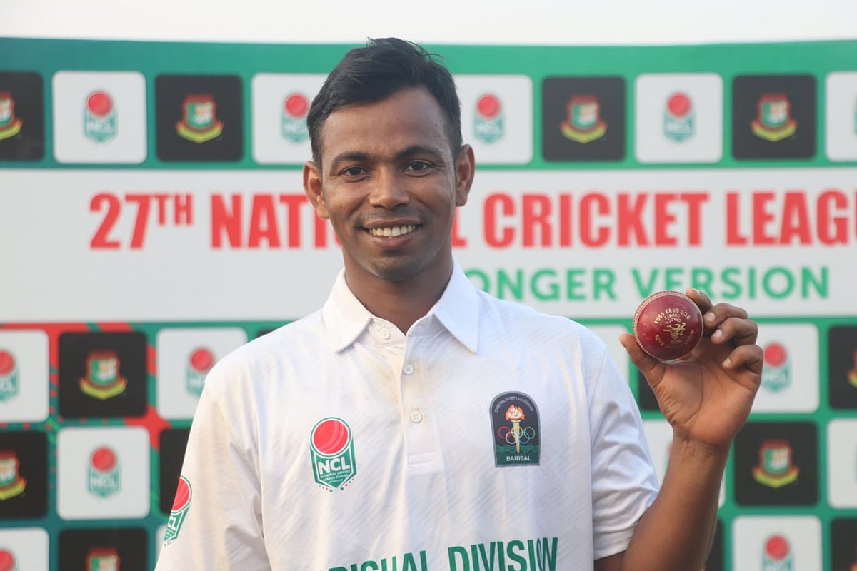 বরিশালের জয়ের নায়ক তানভীর ইসলাম