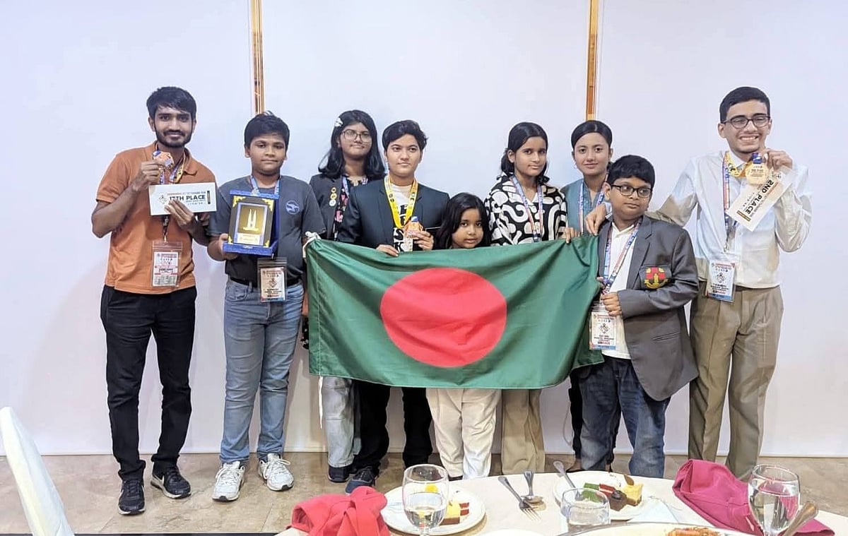 মালয়েশিয়ার কুয়ালালামপুরে কমনওয়েলথ দাবায় সাউথ পয়েন্ট কলেজশিক্ষার্থীরা