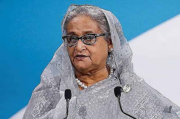 ক্ষমতাচ্যুত প্রধানমন্ত্রী শেখ হাসিনা