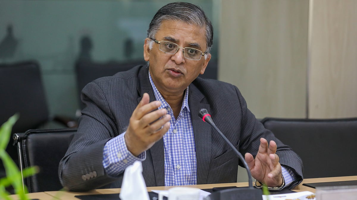 জাতীয় হৃদ্‌রোগ ইনস্টিটিউট ও হাসপাতালের পরিচালক অধ্যাপক ডা. আব্দুল ওয়াদুদ চৌধুরী