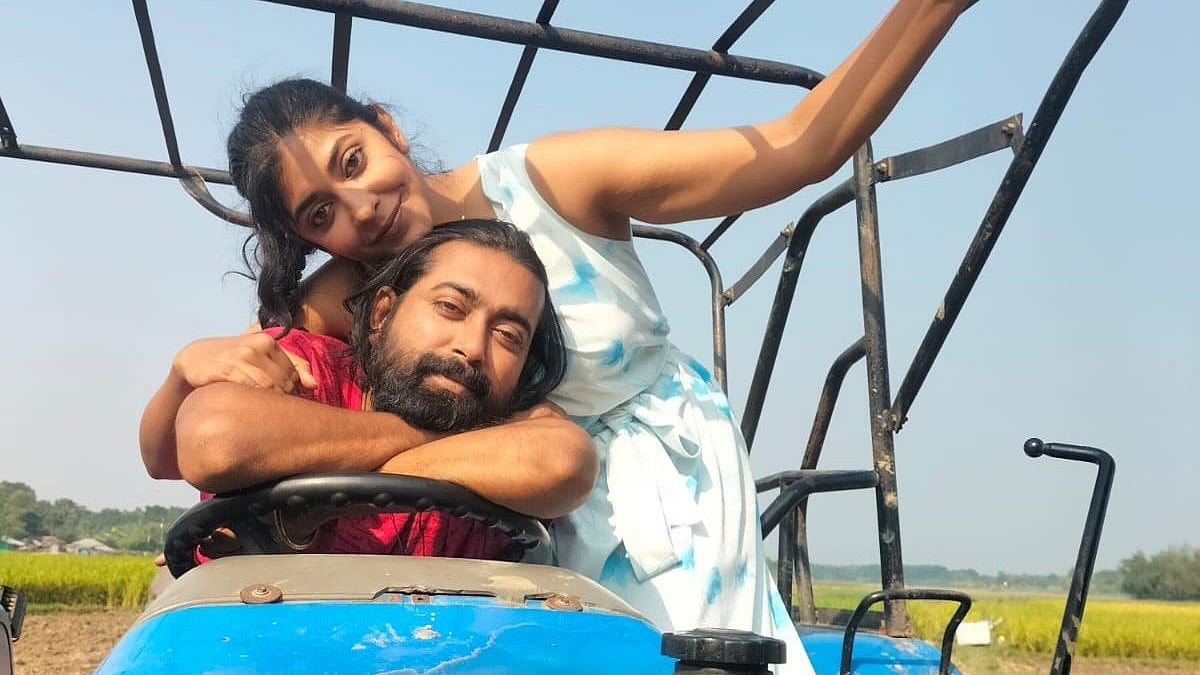 ‘মাটি’ সিনেমার দৃশ্যে নানজীবা তোরসা ও আলভী মামুন