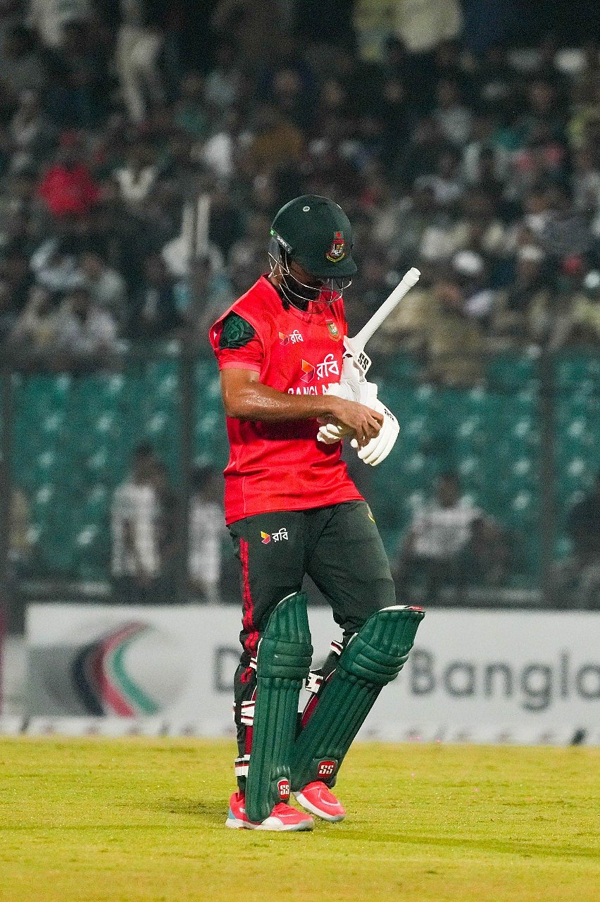 ব্যাটিং ব্যর্থতায় আইরিশদের কাছে প্রথম টি–টোয়েন্টিতে হেরেছে বাংলাদেশ