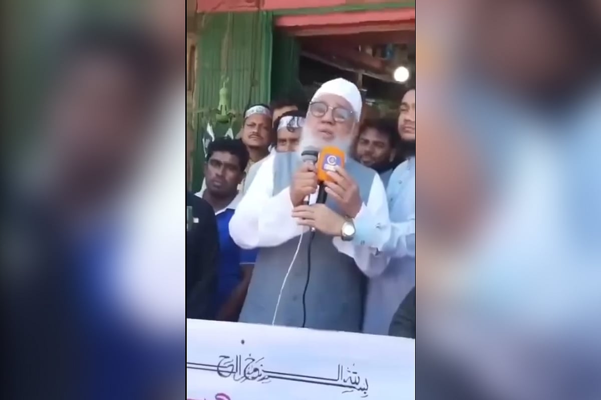 চট্টগ্রামের সাতকানিয়ার চরতি ইউনিয়নে বক্তব্য দেন জামায়াতে ইসলামীর কেন্দ্রীয় কর্ম পরিষদের সদস্য  শাহজাহান চৌধুরী